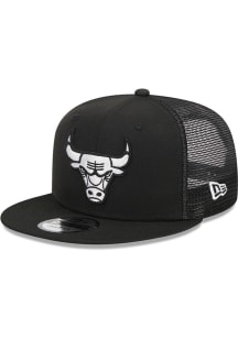 New Era Chicago Bulls Black BW Evergreen Trucker 9FIFTY Mens Snapback Hat