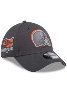 New Era Cleveland Browns Mens Graphite 2024 NFL Draft 39THIRTY Flex Hat