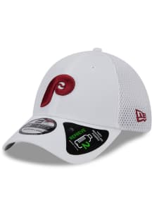 New Era Philadelphia Phillies Mens White Game Day Recycled 39THIRTY Flex Hat