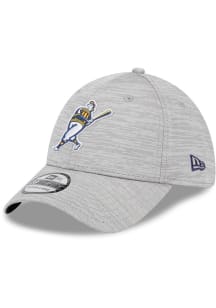 New Era Milwaukee Brewers Mens Grey 2023 MLB Clubhouse 39THIRTY Flex Hat