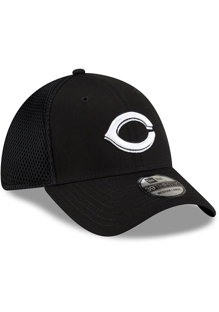 New Era Cincinnati Reds Mens Black and White Logo 39THIRTY Flex Hat