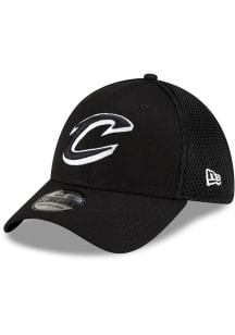 New Era Cleveland Cavaliers Mens Black Black and White Logo 39THIRTY Flex Hat