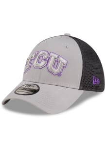 New Era TCU Horned Frogs Mens Graphite Graphite and Grey Tonal Logo 39THIRTY Flex Hat