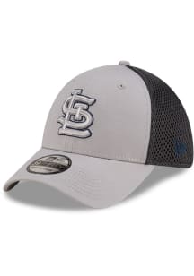 New Era St Louis Cardinals Mens Graphite Graphite and Grey Tonal Logo 39THIRTY Flex Hat