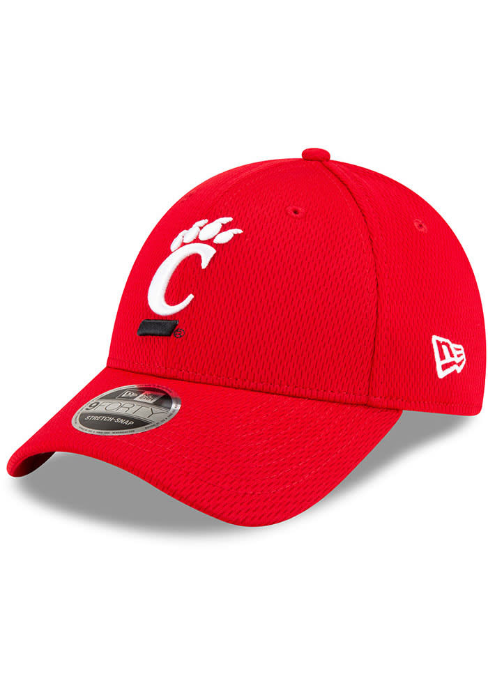 New Era Cincinnati Bearcats Strech Snap 9FORTY Adjustable Hat - Red