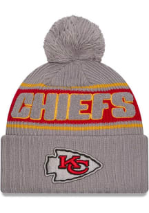 New Era Kansas City Chiefs Grey 2024 Sideline GRA JR Sport Cuff Youth Knit Hat