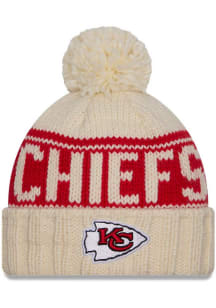 New Era Kansas City Chiefs White 2024 Sideline W Cuff Pom Womens Knit Hat