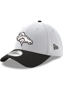 New Era Denver Broncos Mens White White Logo 2T Visor Diamond Era 39THIRTY Flex Hat
