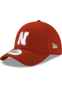 New Era Nebraska Cornhuskers Mens Red 39THIRTY Iconic Flex Hat