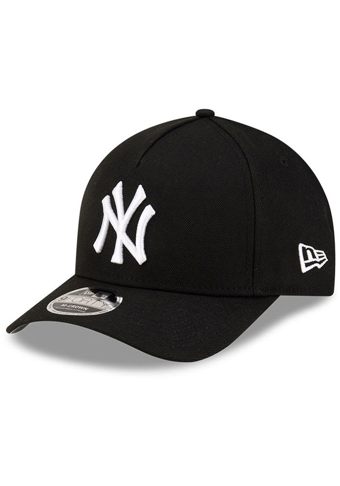 New Era New York Yankees BLACK 9FORTY M-Crown Adjustable Hat
