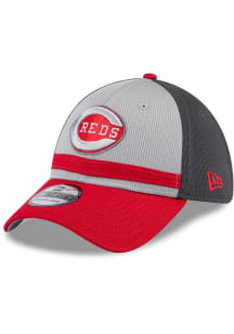 New Era Cincinnati Reds Mens Grey 2025 Batting Practice 39THIRTY Flex Hat