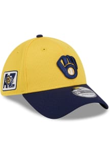 New Era Milwaukee Brewers Mens Yellow 2025 Spring Training 39THIRTY Flex Hat