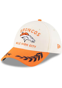 New Era Denver Broncos Mens Ivory 2025 NFL Draft 39THIRTY Flex Hat