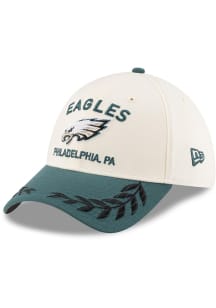 New Era Philadelphia Eagles Mens Ivory 2025 NFL Draft 39THIRTY Flex Hat