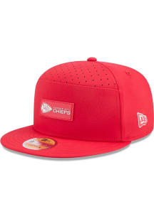 New Era Kansas City Chiefs Red 2025 NFL Sideline 9FIFTY Split Panel Mens Snapback Hat