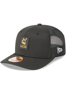 New Era Pittsburgh Steelers 2025 NFL Sideline 9SEVENTY Trucker Adjustable Hat - Black