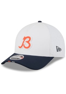 New Era Chicago Bears 2025 Training Camp 9FORTY Mcrown Aframe Adjustable Hat - White