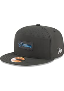 New Era Detroit Lions Black 2025 NFL Sideline 9FIFTY Split Panel Mens Snapback Hat