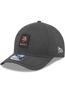 New Era Cincinnati Bengals 2025 NFL Sideline Cold Weather 9FORTY M Crown Adjustable Hat - Grey