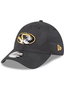 New Era Missouri Tigers Mens Black Tonal Camo 39THIRTY Flex Hat