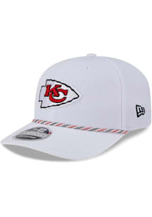 New Era Kansas City Chiefs 2025 NFL Sideline Cold Weather Runner Dog Ear Adjustable Hat - Grey
