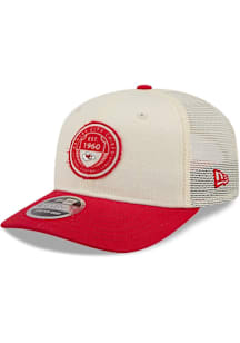 New Era Kansas City Chiefs 2025 NFL Sideline Cold Weather Runner Dog Ear Adjustable Hat - Grey