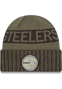 New Era Pittsburgh Steelers Green 2025 Salute To Service JR Cuff Youth Knit Hat