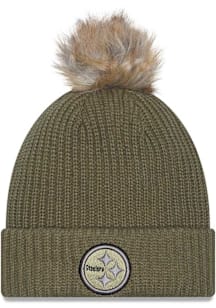 New Era Pittsburgh Steelers Green 2025 Salute To Service W Cuff Pom Womens Knit Hat