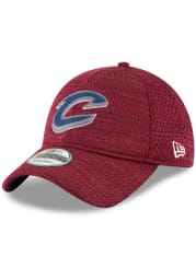 New Era Cleveland Cavaliers 2018 On-Court 9TWENTY Adjustable Hat - Maroon