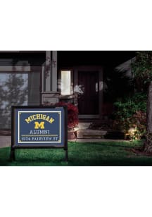 Navy Blue Michigan Wolverines Alumni Yardsy Light Up Yard Sign