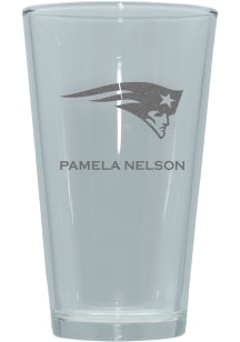 New England Patriots Personalized Laser Etched 17oz Pint Glass