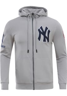 Pro Standard New York Yankees Mens Grey Chenille Long Sleeve Zip Fashion