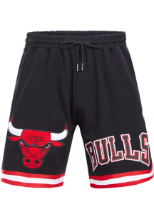 Pro Standard Chicago Bulls Mens Black Chenille Shorts