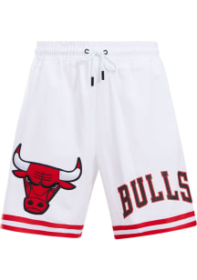 Pro Standard Chicago Bulls Mens White Chenille Shorts