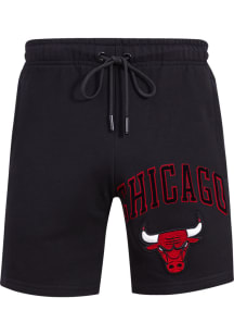 Pro Standard Chicago Bulls Mens Black Classic Shorts