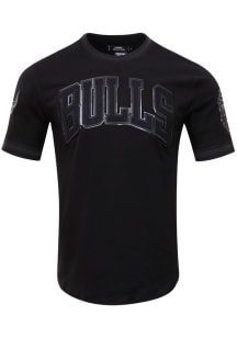 Pro Standard Chicago Bulls Black Tonal Short Sleeve Fashion T Shirt
