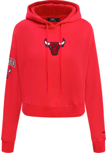 Pro Standard Chicago Bulls Womens Red Classic Cropped Hooded Sweatshirt