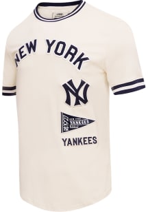 Pro Standard New York Yankees White Retro Chenille Short Sleeve Fashion T Shirt
