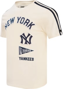 Pro Standard New York Yankees White Retro Chenille Short Sleeve Fashion T Shirt