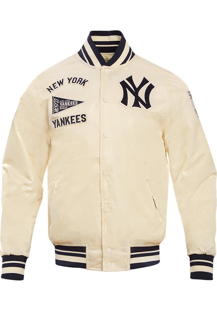Pro Standard New York Yankees Mens White Retro Classic Satin