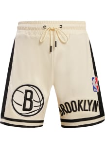 Pro Standard Brooklyn Nets Mens White Retro Chenille Shorts