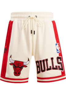 Pro Standard Chicago Bulls Mens White Retro Chenille Shorts
