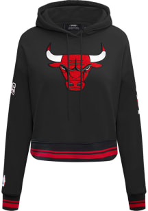 Pro Standard Chicago Bulls Womens Black Retro Classic Cropped Hooded Sweatshirt