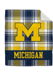 Michigan Wolverines Bold Plaid 50x60 Sherpa Blanket