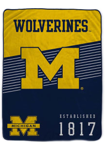 Yellow Michigan Wolverines Helmet Stripes Flannel 60x80 Fleece Blanket