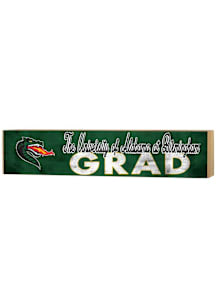 KH Sports Fan UAB Blazers Grad graduation graphic Sign - Green