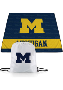 Michigan Wolverines Impresa Picnic Fleece Blanket