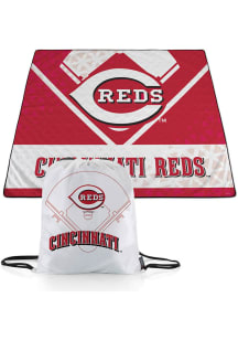 Cincinnati Reds Impresa Picnic Fleece Blanket