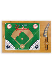 New York Yankees Icon Glass Top Cutting Board