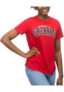 Cincinnati Bearcats Womens Red Scoop Bottom Short Sleeve T-Shirt